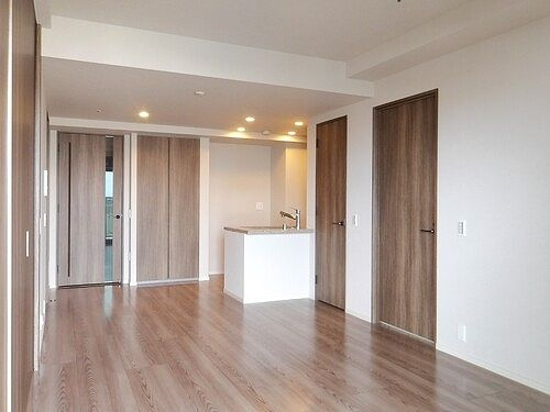 プラウドタワー亀戸クロスブライトタワー棟の居間・リビング