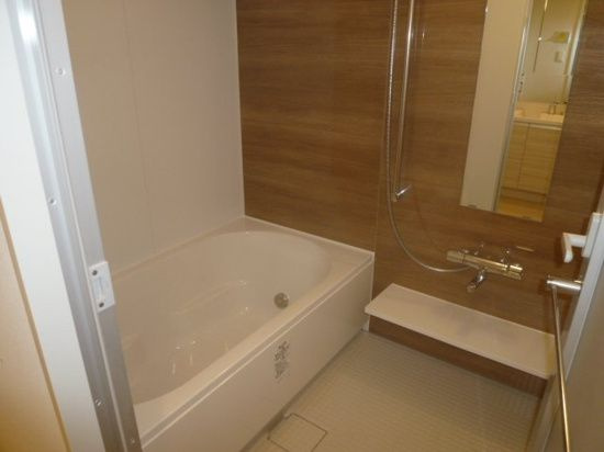 フレンシア菊川の浴室
