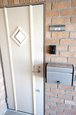 【玄関】 | レナルヒュース中野