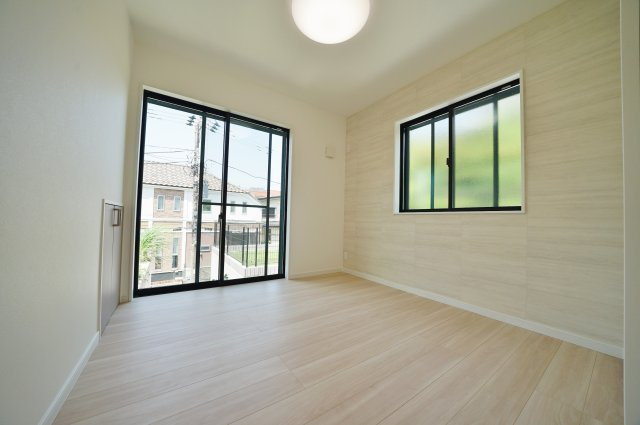 【横浜市保土ケ谷区仏向町1135-3全5棟新築戸建てA号棟】★仲介手数料無料★（仏向小学校・橘中学校）の洋室