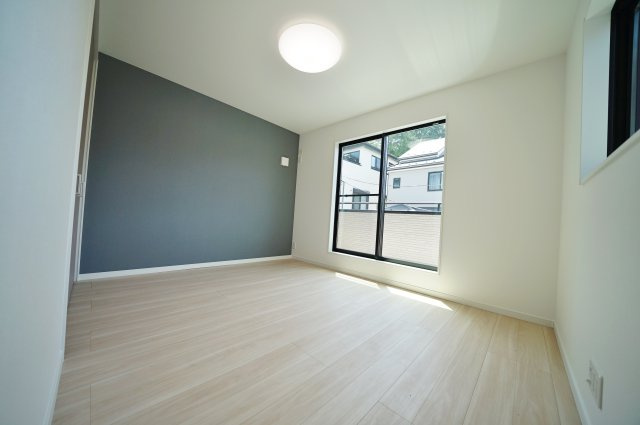 【横浜市保土ケ谷区仏向町1135-3全5棟新築戸建てA号棟】★仲介手数料無料★（仏向小学校・橘中学校）の洋室