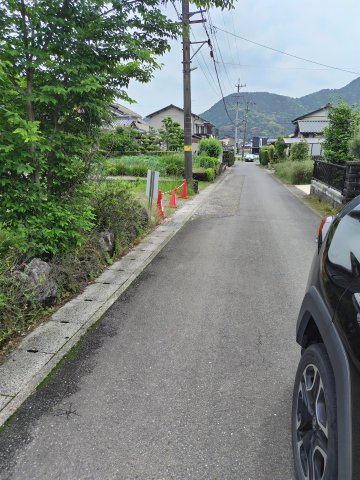 ６５４３６　岐阜市岩崎土地の前面道路含む現地写真