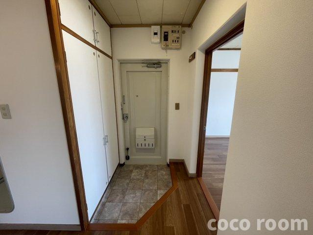 kitahaus（キタハウス）の玄関