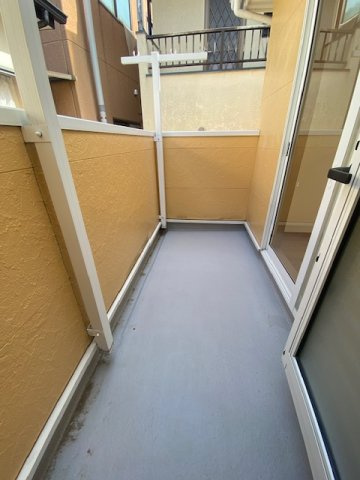 青木町中古戸建　室内全面リフォーム済のバルコニー