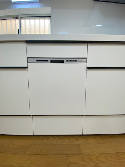 青木町中古戸建　室内全面リフォーム済のキッチン