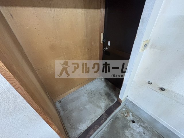 柏原市玉手町の店舗一部の内装