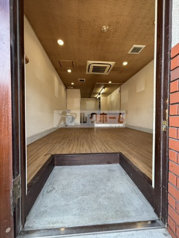 柏原市玉手町の店舗一部の内装