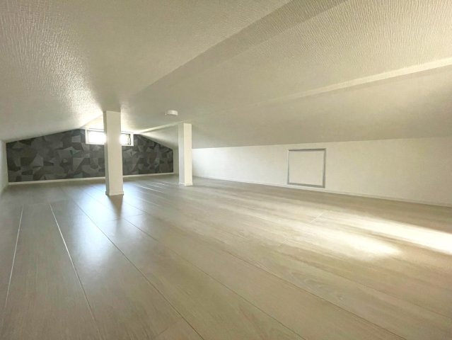 限定４区画新築分譲☆人気のオール電化仕様☆設備充実☆駐車２台ＯＫ☆山科区西野山射庭ノ上町の収納|天井収納