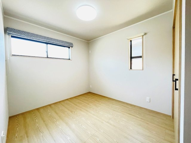 岡崎市上地6丁目　新築分譲住宅　全5棟　1号棟の洋室|家族一人一人の大切なプライベート空間です。