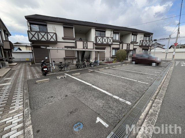 サニーハイツ貝塚の駐車場