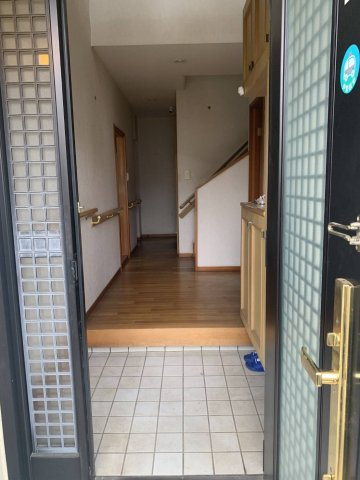 伊勢原市高森台2丁目の玄関