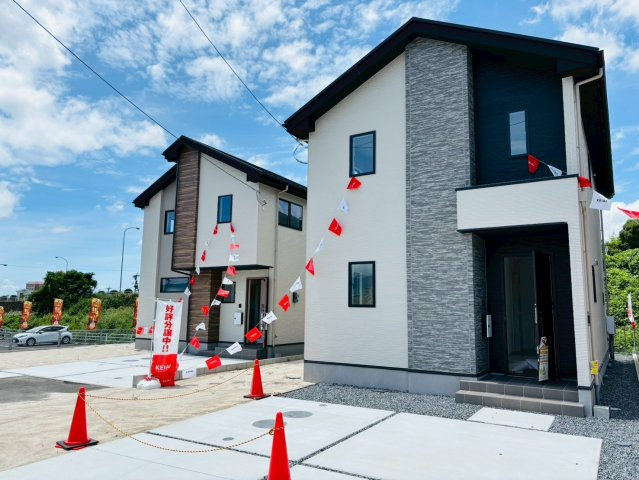 ケイアイエルデ／菊池郡大津町１期／２号棟の外観|大津町室に完成しました！徒歩圏内にスーパー御座います♪