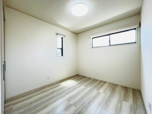 岡崎市上地6丁目　新築分譲住宅　全5棟　2号棟の洋室|家族一人一人の大切なプライベート空間です。