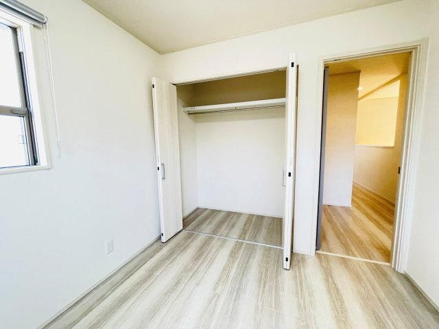 岡崎市上地6丁目　新築分譲住宅　全5棟　2号棟の収納|豊富な数のクローゼットには、衣類、日用品、家族の思い出まで大切に保管できます♪