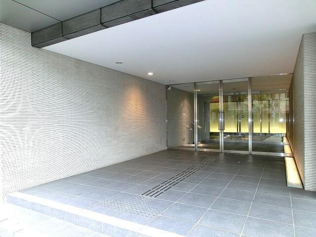 ParkAxis元浅草stageの設備|パークアクシス元浅草ステージのエントランスです