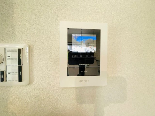 岡崎市上地6丁目　新築分譲住宅　全5棟　3号棟のセキュリティ|モニター付きインターホンで来客対応も安心です♪