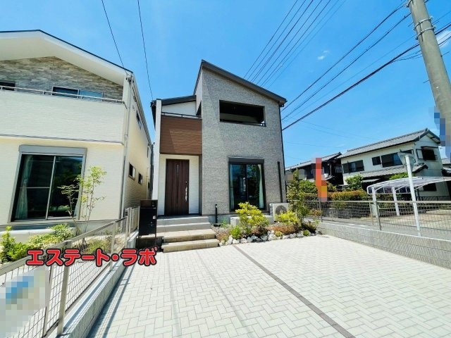 岡崎市上地6丁目　新築分譲住宅　全5棟　3号棟の外観|●完成物件の内覧受付中。
お気軽にお問合せください♪