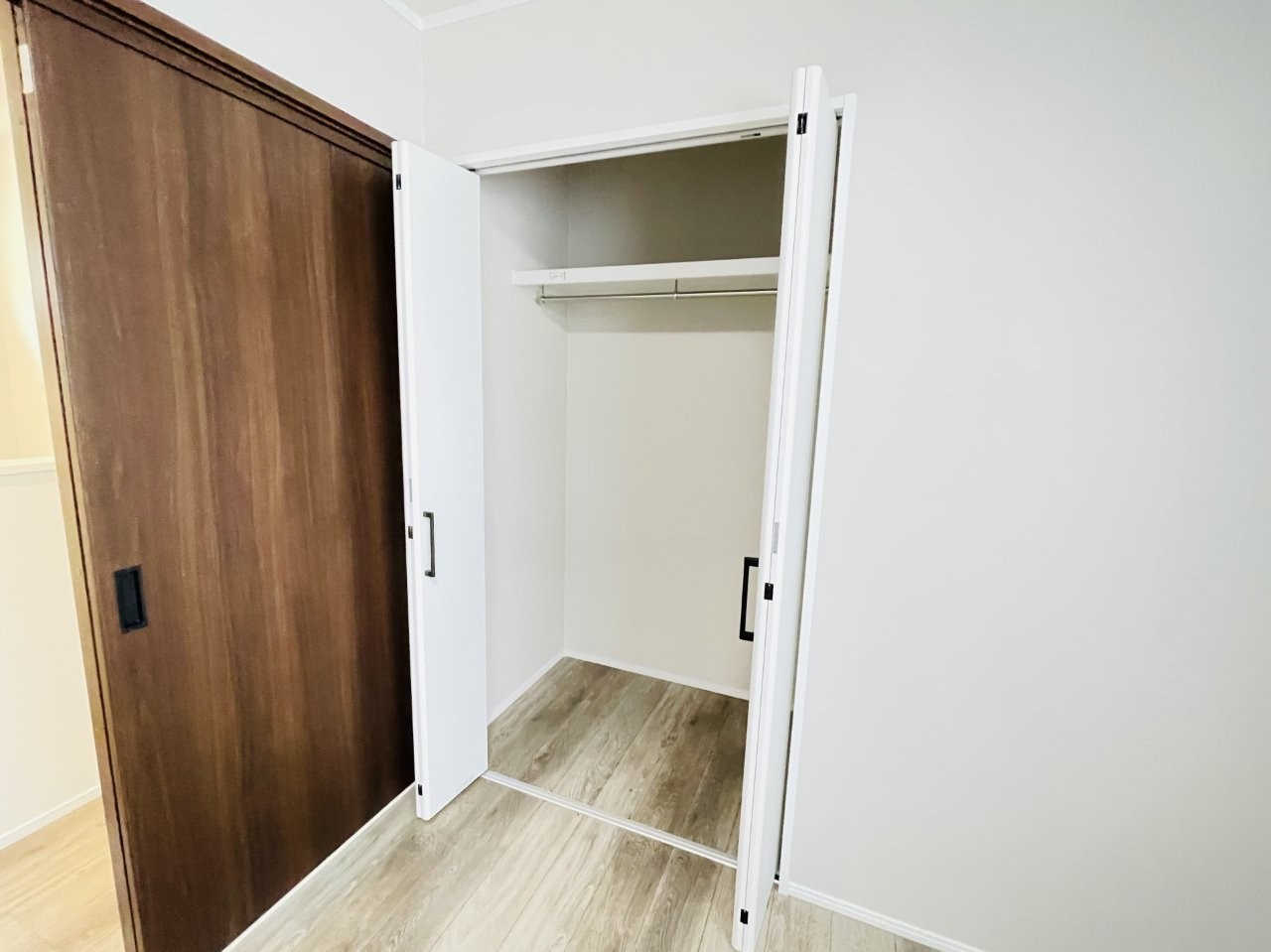 岡崎市上地6丁目　新築分譲住宅　全5棟　3号棟の収納|豊富な数のクローゼットには、衣類、日用品、家族の思い出まで大切に保管できます♪