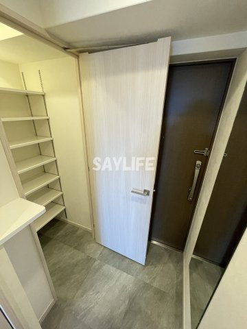 スプランディッド城東関目の玄関