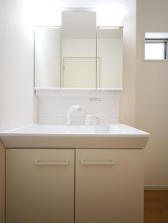 【独立洗面台】 | 野洲市永原　2号地　新築戸建