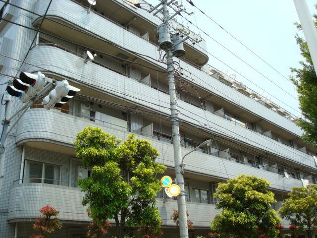 関寅ビル第５の外観