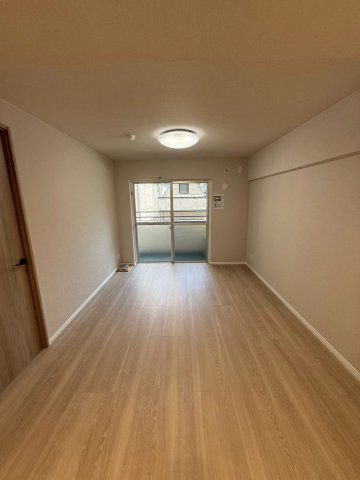 藤和薬院コープの居間・リビング