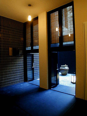 【エントランス】 | ブローニュ姉小路