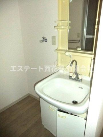 コート・ハイネスBの洗面所