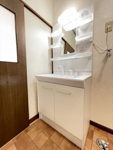 ツインルーフおもだかの独立洗面台|朝の身支度には欠かせない独立洗面化粧台