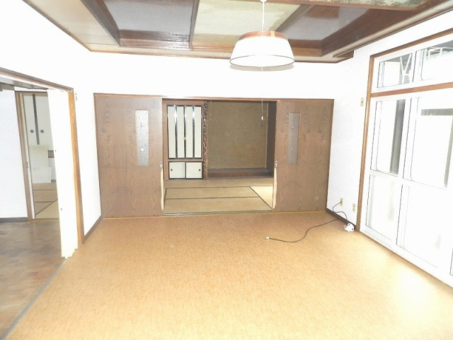 登別市富士町7丁目50-1戸建の居間・リビング