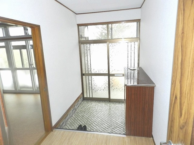 登別市富士町7丁目50-1戸建の玄関