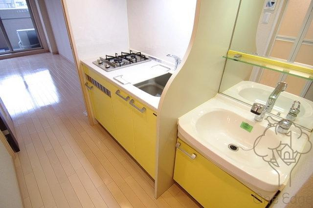 プレサンス梅田EASTの洗面所