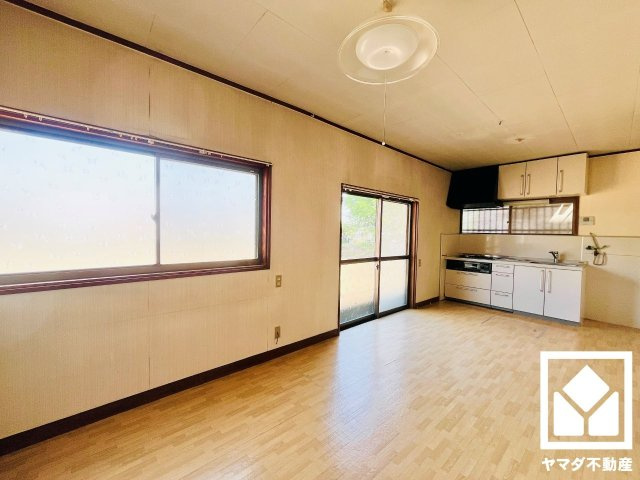 八幡市八幡小松