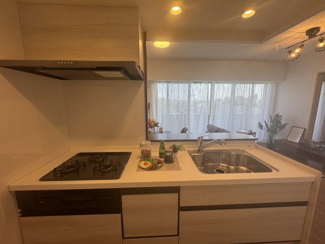 【キッチン】ガーデンブリーズ光の街 