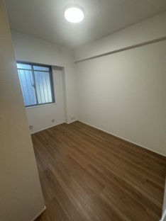 【洋室】ガーデンブリーズ光の街 