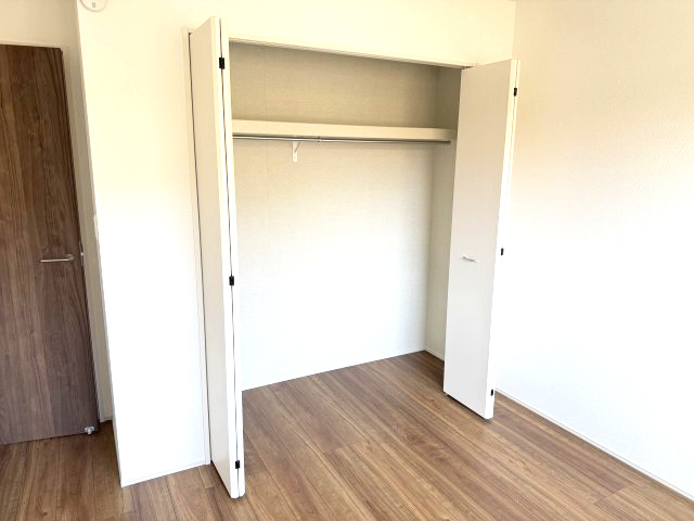 ハートフルタウン前橋市城東町2期　1号棟の収納|2階洋室2収納です