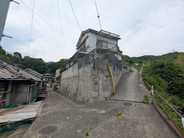 呉市内神町　一戸建ての外観