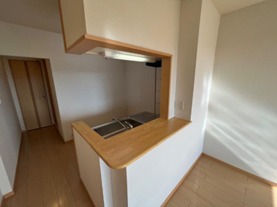 【洋室】 | ディア・ルミエール | キッチン