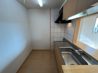 【洋室】 | ディア・ルミエール | キッチン