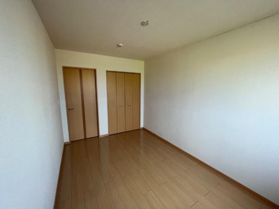 【洋室】 | ディア・ルミエール | 室内