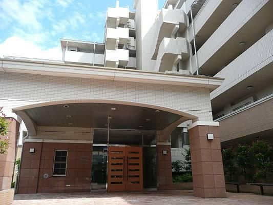 アウラ１０（Ｅ－０５８）のエントランス