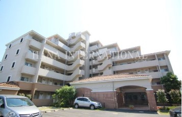 アウラ１０（Ｅ－０５８）の外観