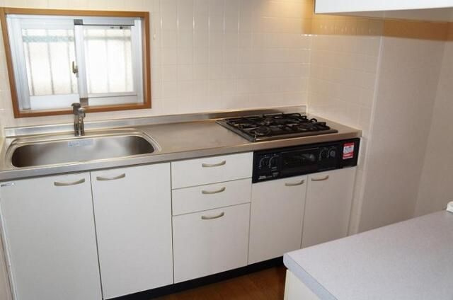 アウラ１０（Ｅ－０５８）のキッチン