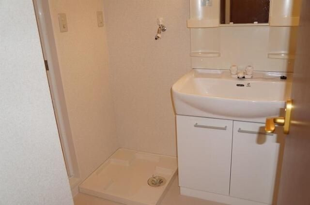 アウラ１０（Ｅ－０５８）の洗面所