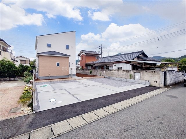 【駐車場】 | 小川町小川第７ | 並列3台駐車可能です