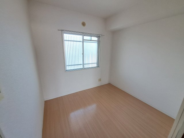 メゾンアイリスの居間・リビング