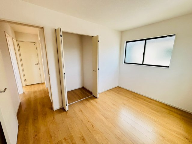 ケイアイエルデ／菊池郡大津町１期／３号棟の洋室|２Fには4室設けております！