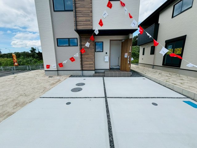 ケイアイエルデ／菊池郡大津町１期／３号棟の駐車場|室3号棟・内装設備・外観設備をご確認下さい！当日内覧可能です