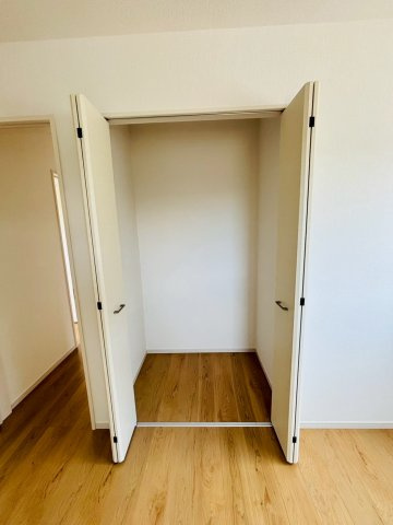 ケイアイエルデ／菊池郡大津町１期／３号棟の収納|室3号棟・内装設備・外観設備をご確認下さい！当日内覧可能です