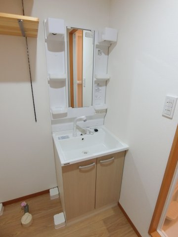 エヴァグリーンの独立洗面台